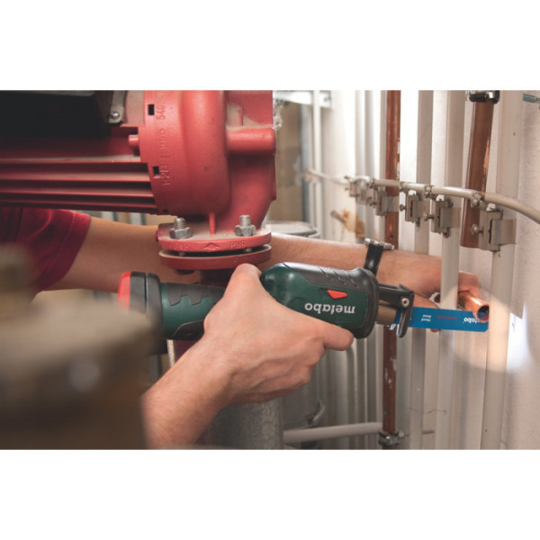 Акумуляторна шабельна пила Metabo PowerMaxx ASE, 2 акб 4.0 Ah, з/п, у кейсі MetaLoc