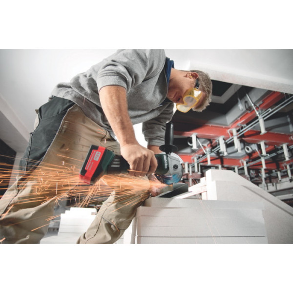 Акумуляторна болгарка Metabo W 18 LTX 125, 2 акб 4.0 Ah, з/п, у кейсі