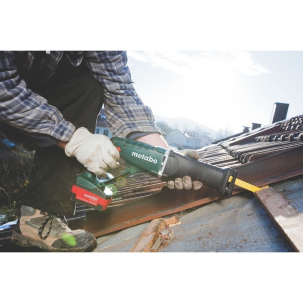 Акумуляторна шабельна пилка Metabo ASE 18 LTX, 2 акб 18 В Li-Power 4.0 Ah, з/п, кейс