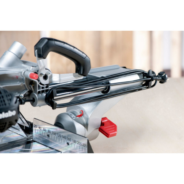 Пила торцювальна Metabo KGS 305 M SET