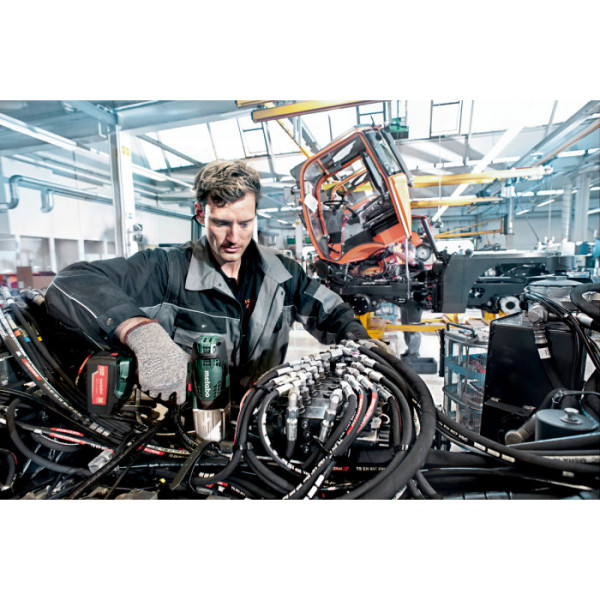 Акумуляторний ударний гайковерт Metabo SSW 18 LTX 600, 2 акб 18 В LiHD 5.5 Ah, з/п, кейс