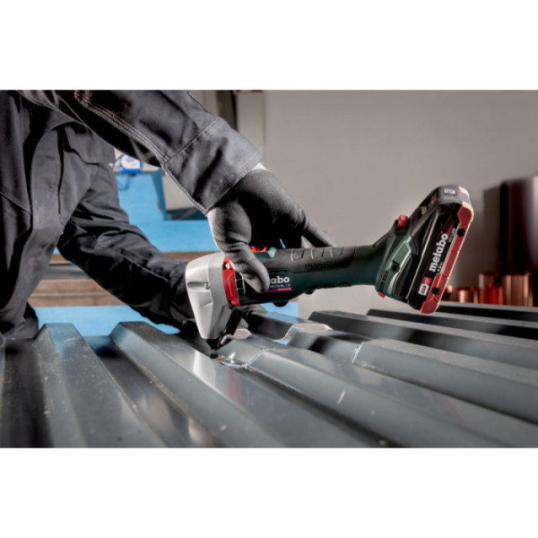 Акумуляторні висічні ножиці по металу Metabo NIV 18 LTX BL 1.6, без акб в кейсі