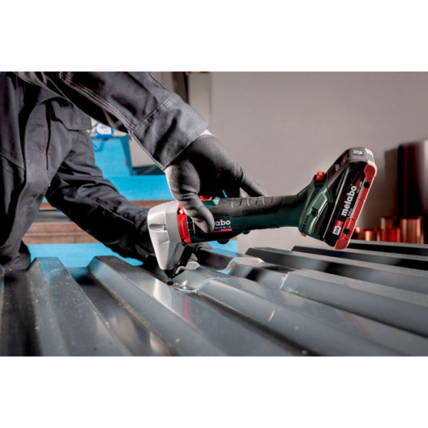 Акумуляторні висічні ножиці  по металу Metabo NIV 18 LTX BL 1.6 без акб