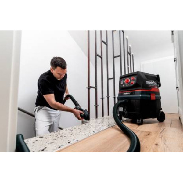 Акумуляторна трикутна вібраційна машина Metabo PowerMaxx SMA 12 BL