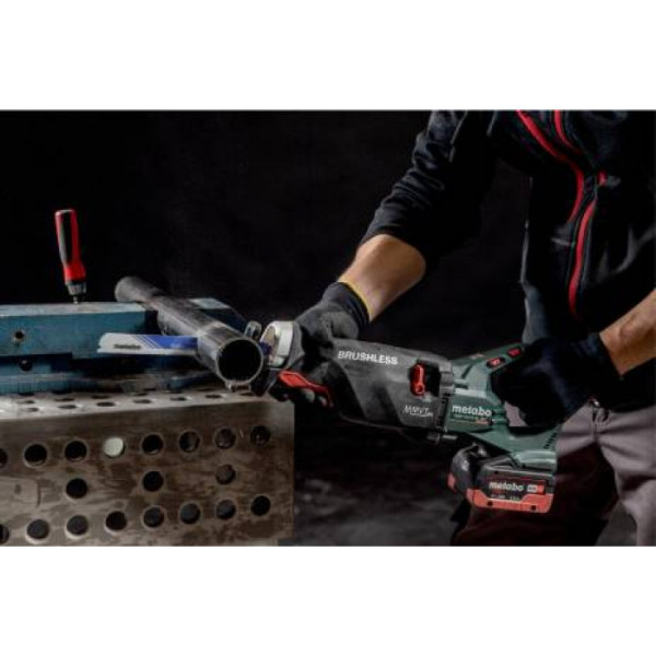 Акумуляторна шабельна пила Metabo SSEP 18 LTX BL MVT, 2 акб 18 В LiHD 8.0 Ah, з/п, кейс