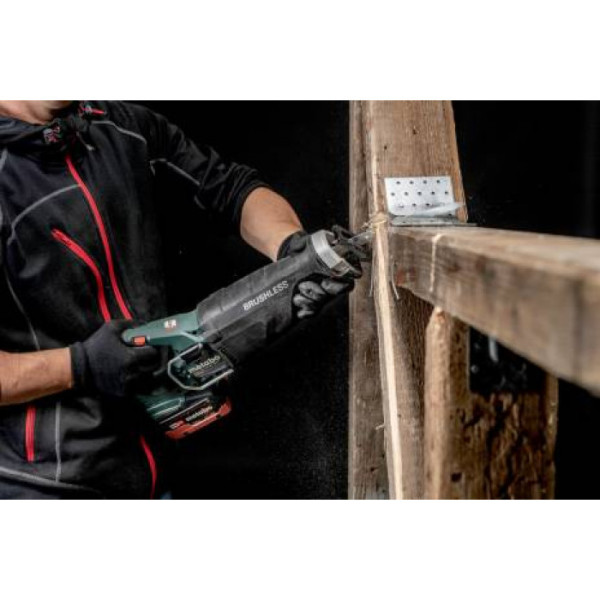 Акумуляторна шабельна пила Metabo SSEP 18 LTX BL MVT, 2 акб 18 В LiHD 8.0 Ah, з/п, кейс