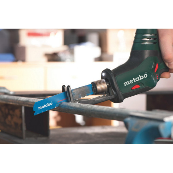 Акумуляторна шабельна пила Metabo PowerMaxx ASE, 2 акб 4.0 Ah, з/п, у кейсі MetaLoc