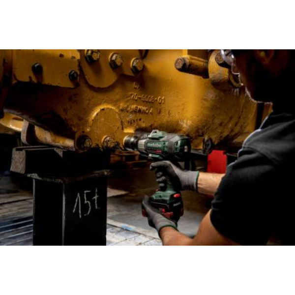 Акумуляторний ударний гайковерт Metabo SSW 18 LTX 1750 BL без акб