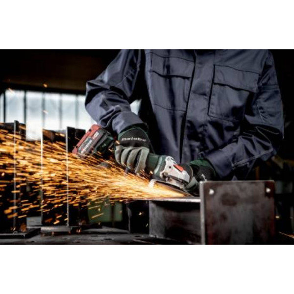Акумуляторна кутова шліфмашина Metabo WB 18 LT BL 11-125 Q, 2 акб 8 Ah,з/п ASC 145, в MetaBox 165 L