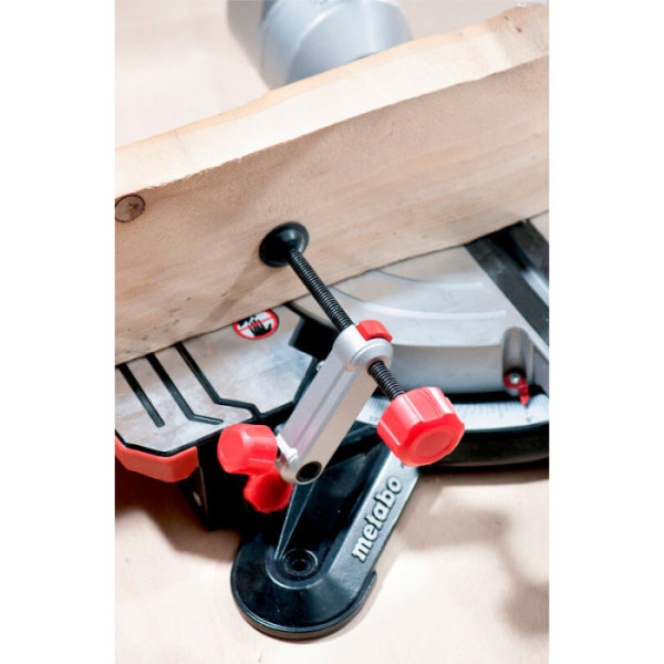 Торцовочная пила Metabo KGS 216 M SET