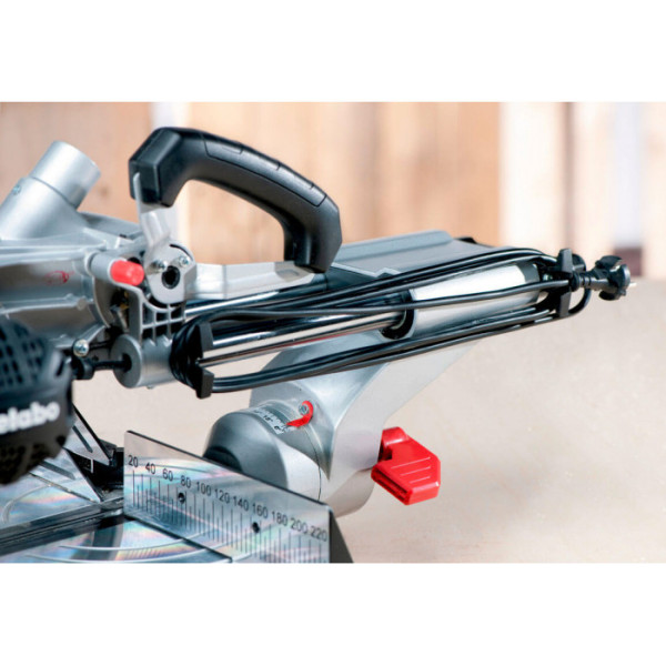 Торцовочная пила Metabo KGS 216 M SET
