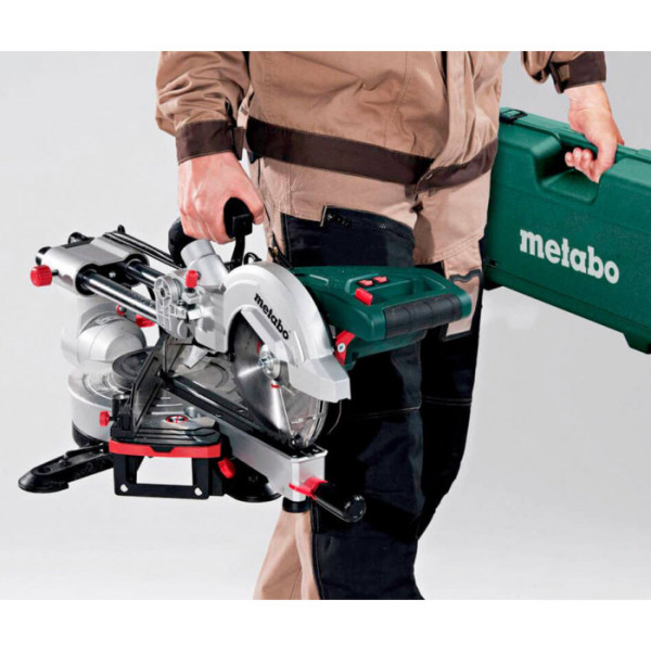 Торцовочная пила Metabo KGS 216 M SET