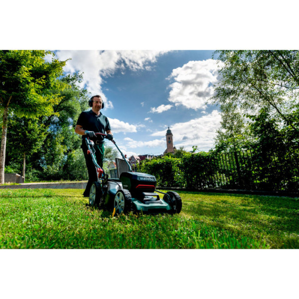 Акумуляторна газонокосарка Metabo RM 36-18 LTX BL 46 без акб
