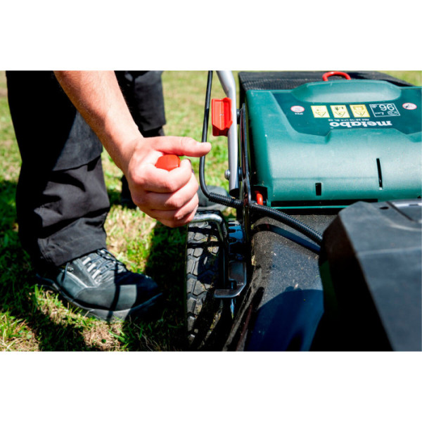 Акумуляторна газонокосарка Metabo RM 36-18 LTX BL 46 без акб
