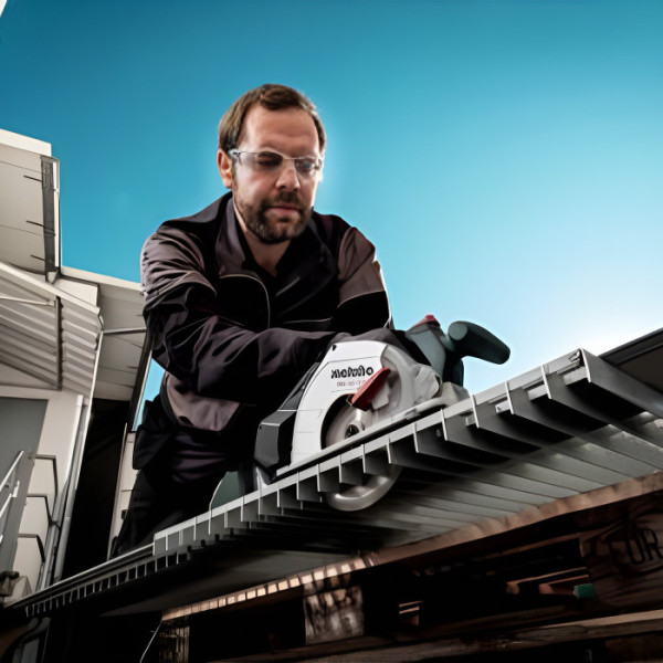Акумуляторна ручна дискова пила по металу Metabo MKS 18 LTX BL 58, без акб та з/п, в кейсі metaBOX 340