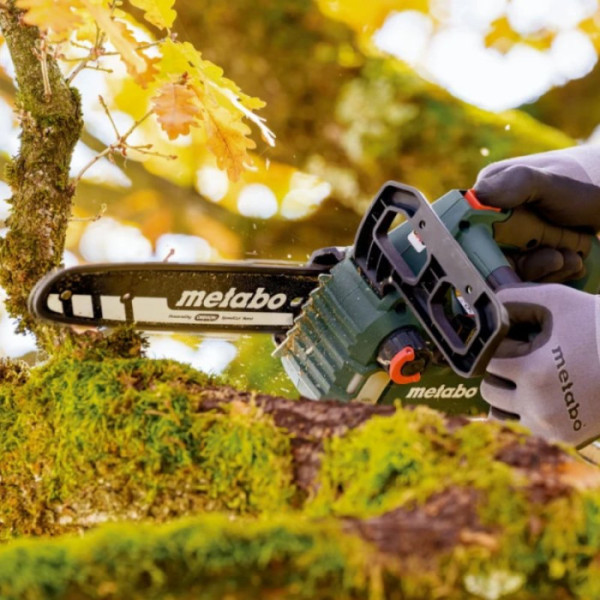 Акумуляторна ланцюгова пила Metabo MS 18 LTX BL 25, без акб та з/п