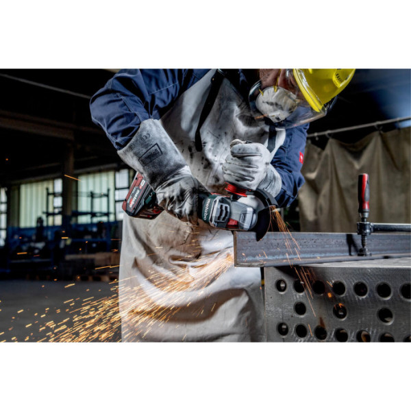 Акумуляторна кутова шліфмашина Metabo WVB 18 LTX BL 15-125 Quick, 2 акб 18V 5.5 Ah, з/в ASC 145 в MetaBOX 165 L
