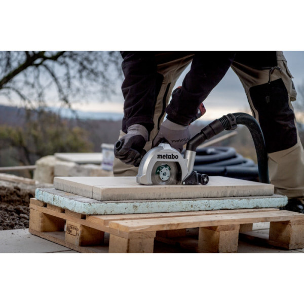 Акумуляторна кутова шліфмашина Metabo WVB 18 LTX BL 15-125 Quick, 2 акб 18V 5.5 Ah, з/в ASC 145 в MetaBOX 165 L