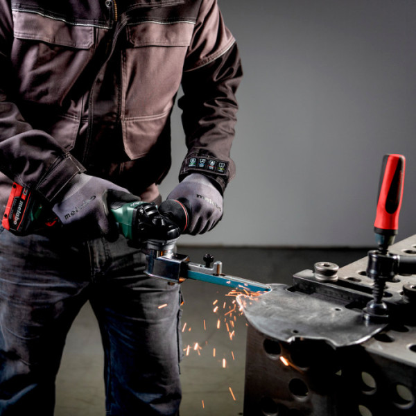 Акумуляторний стрічковий напилок Metabo BFVB 18 LTX BL 90, без акб в MetaBOX 145 L