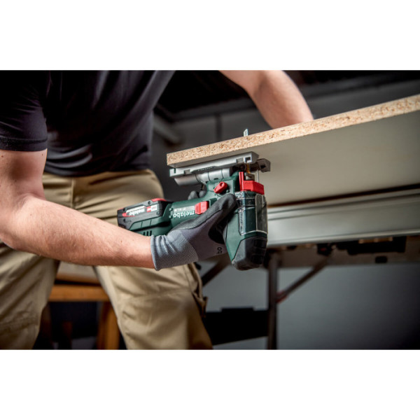 Акумуляторний лобзик Metabo ST 18 L 90 у MetaBox без акб і з/п