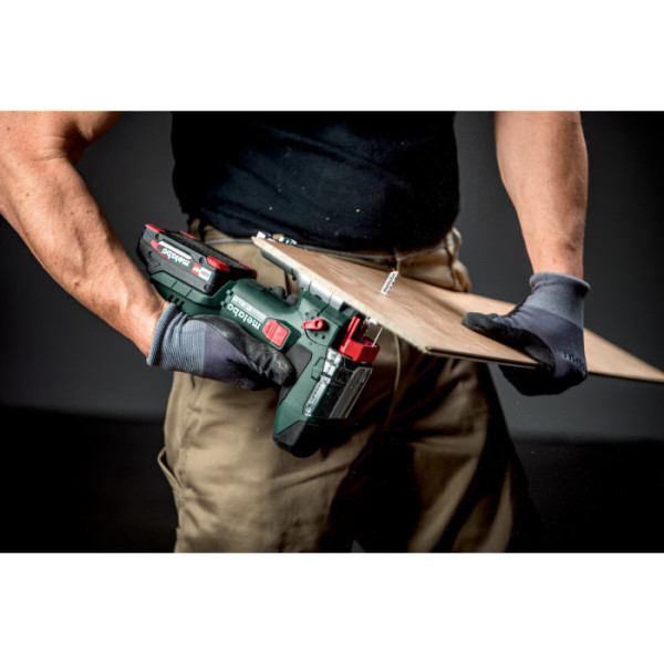 Акумуляторний лобзик Metabo ST 18 L 90 без акб і з/п