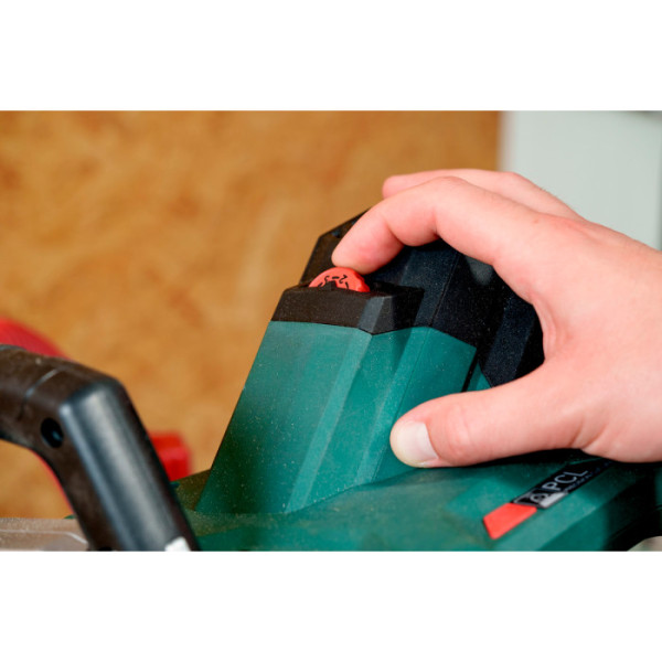 Торцовочная пила Metabo KGSV 254 MC